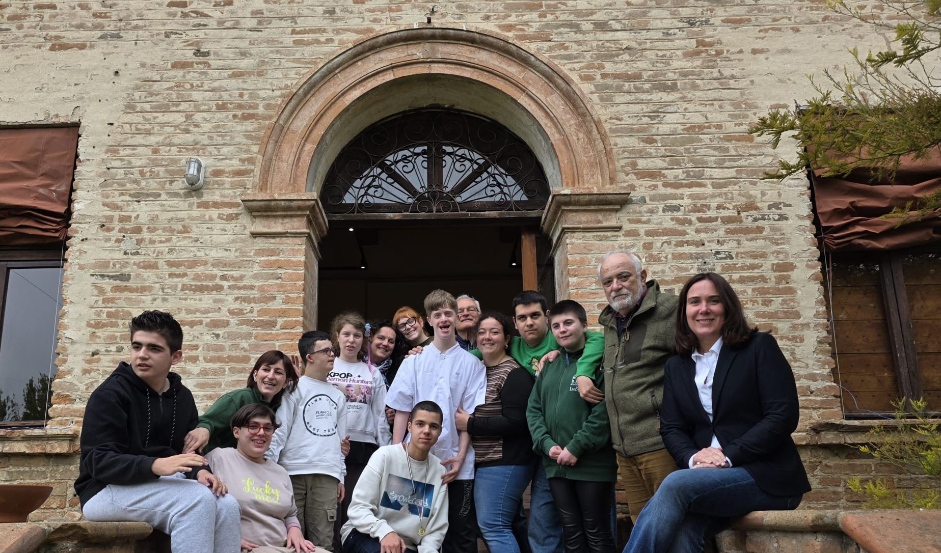 Un'immagine generica segnaposto con angoli arrotondati in una figura.