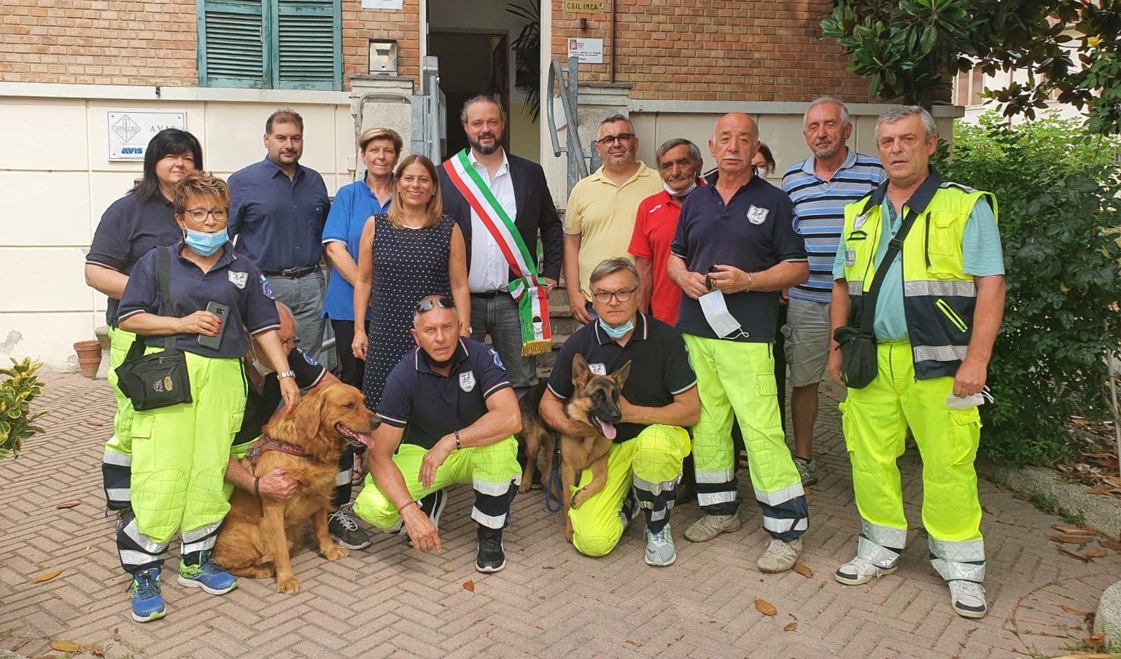 Un'immagine generica segnaposto con angoli arrotondati in una figura.