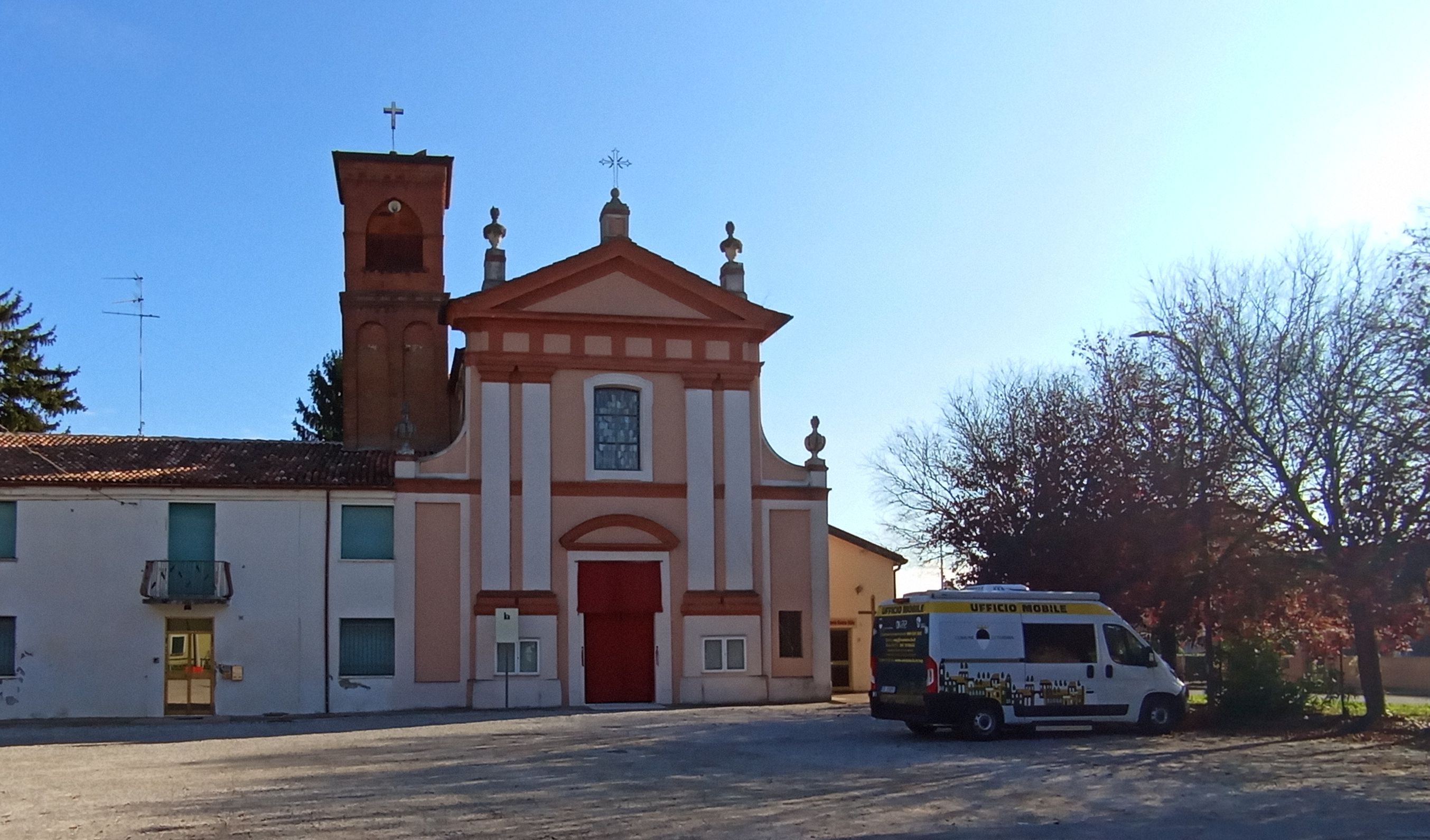 Un'immagine generica segnaposto con angoli arrotondati in una figura.